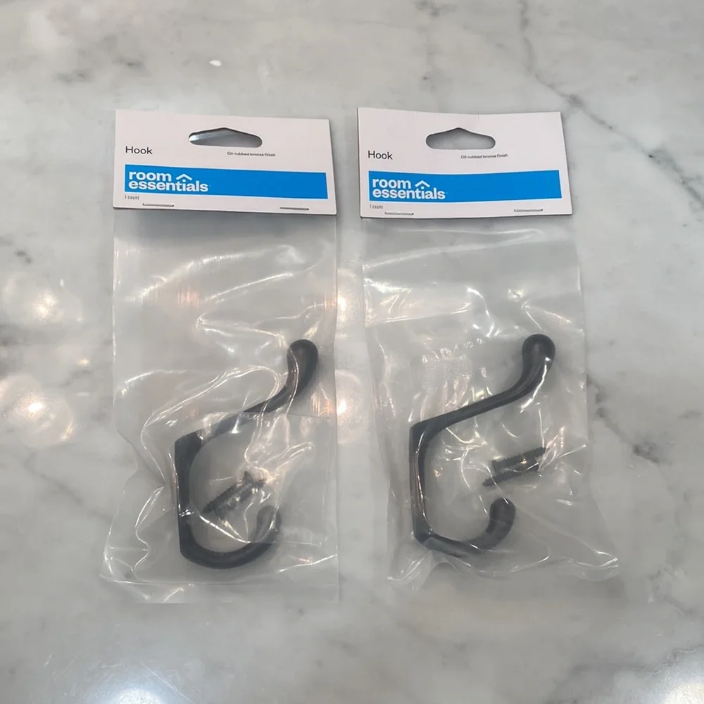 NWT Room Essentials Oil Rubbed Bronze Hook